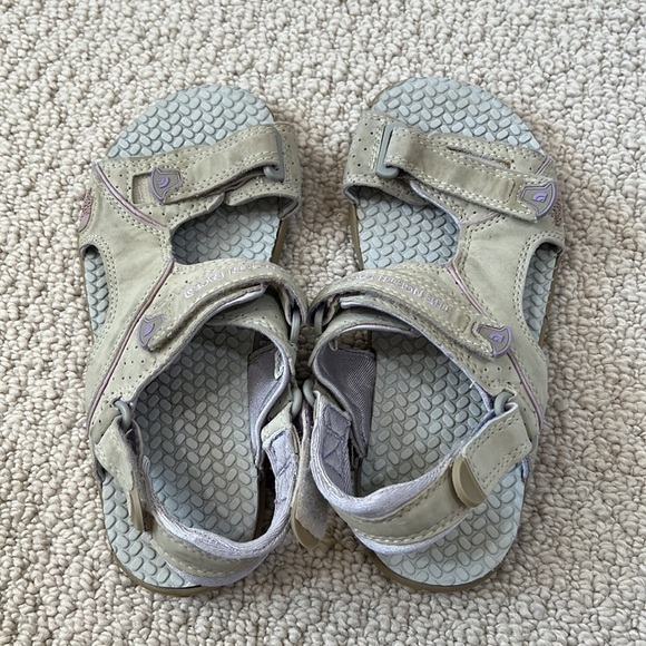 THE NORTH FACE Shoes Girl's Velcro Gray and Purple Sandals Size 3 - Picture 6 of 9